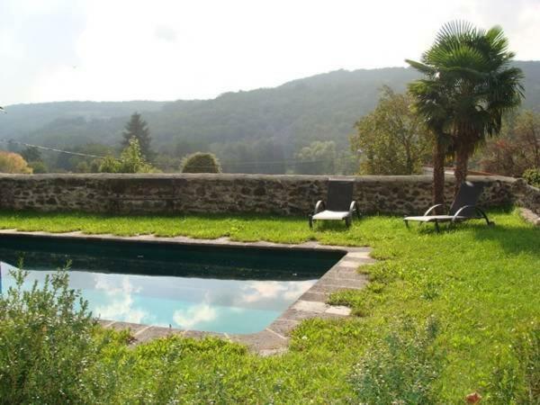 Guest house Manoir D'aubeterre 4*